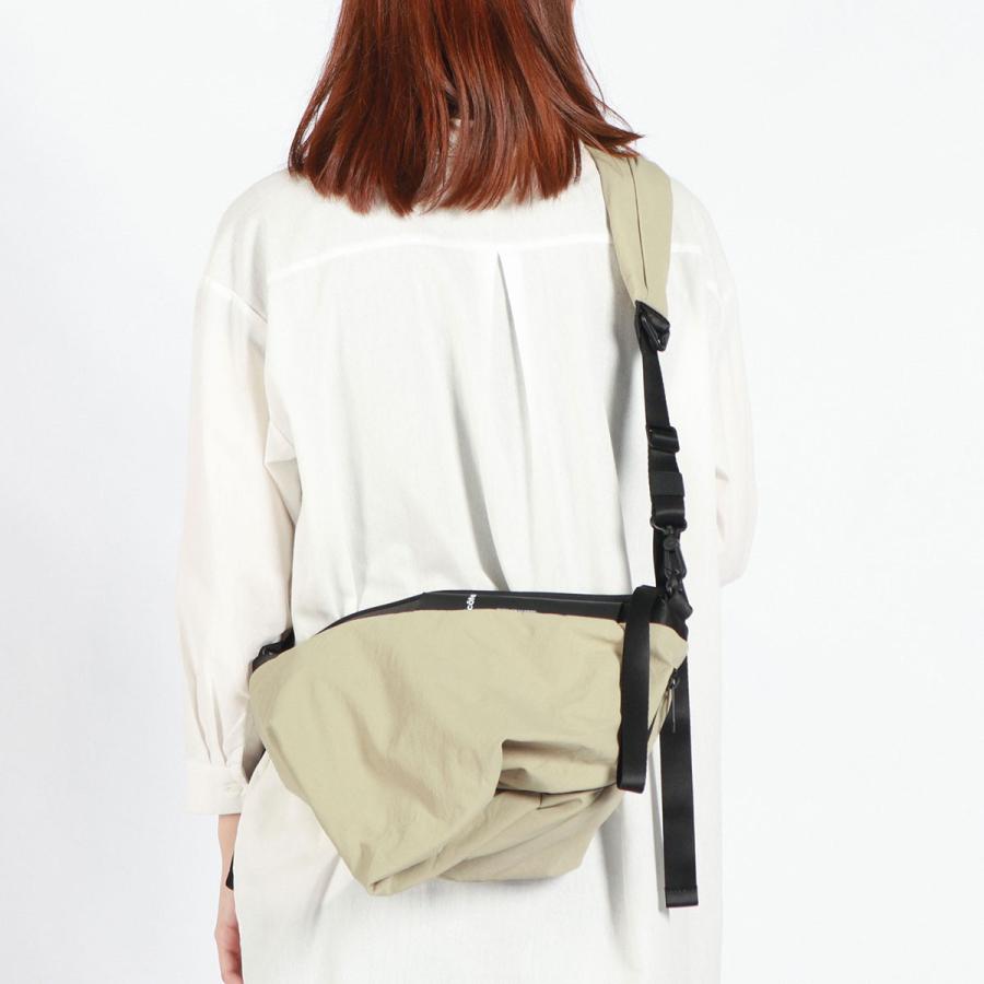美品 cote&ciel コートエシエル ショルダーバック Cote&Ciel（コートエシエル） ショルダーバッグ 「Cote＆Ciel