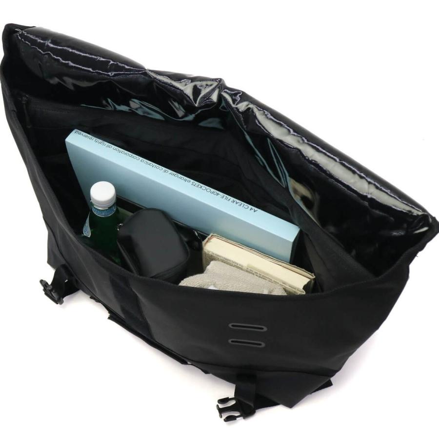 incase（インケース） 日本正規品 メッセンジャーバッグ ショルダー