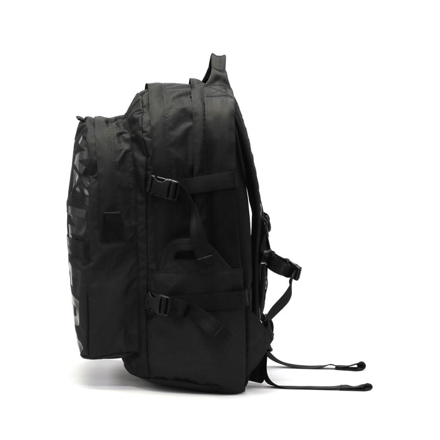 最大42%★3/13迄 正規取扱店 NEW ERA リュック メンズ レディース 通学 大容量 ニューエラ 軽い 2層 B4 A4 Carrier Pack 35L ライトウェイト プリントロゴ | NEW ERA | 12