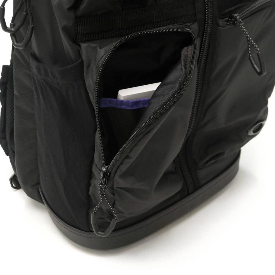 OAKLEY 最大46%☆10/22限定 オークリー リュック Essential BD