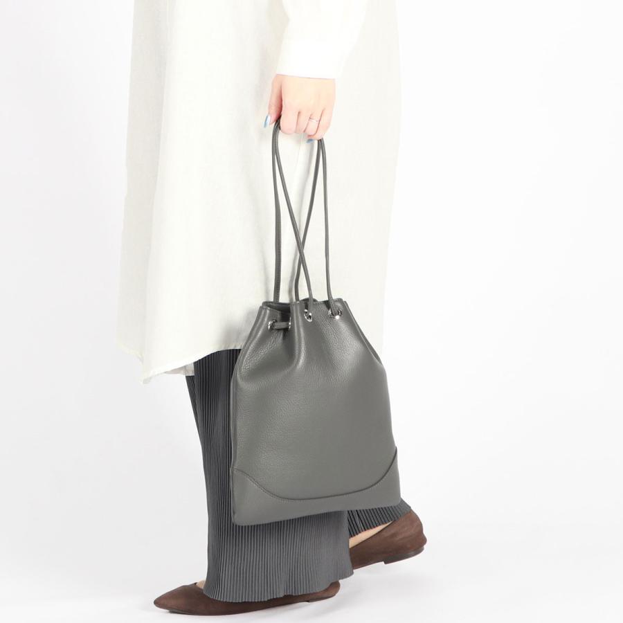 PELLE MORBIDA（ペッレ モルビダ） 限定ポストイット+ケアセット＋