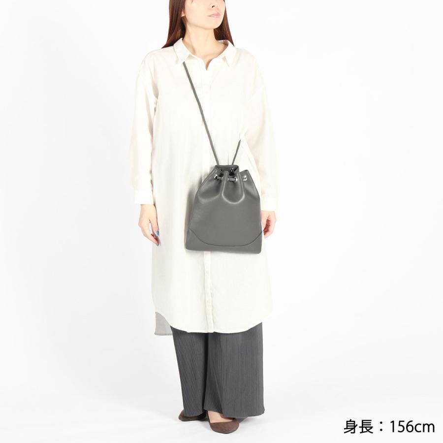 PELLE MORBIDA（ペッレ モルビダ） 限定ポストイット+ケアセット＋