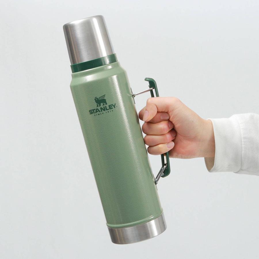 【廃盤】STANLEY(スタンレー) クラシック真空ボトル 1L グリーン 水筒 保温 保冷 ステンレスボトル ウォーターボトル アウトドア 食洗機対応 (日本正規品) [1000 ml] [グリーン] STANLEY（スタンレー） クラシック真空ボトル1L（グリーン）/01254-046