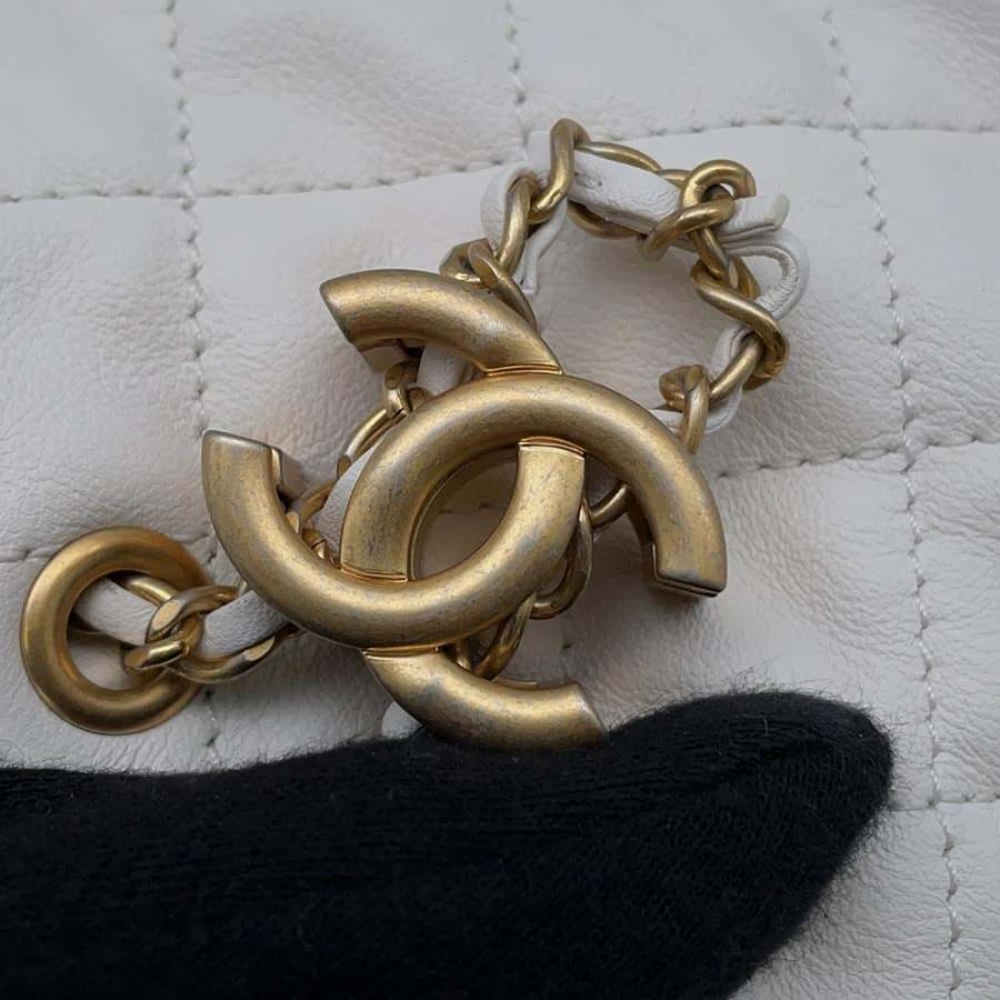 CHANEL シャネル マトラッセ ミニ ショルダーバッグ パールチェーン ポーチ 斜め掛け カーフスキン ネイビー ゴールド 31番代 AS2529 美品 CHANEL（シャネル） マトラッセ ミニ ショルダーバッグ パールチェーン