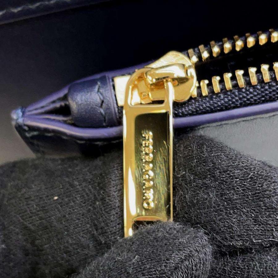 サルヴァトーレ・フェラガモ トートバッグ チャーミング レザー 216797