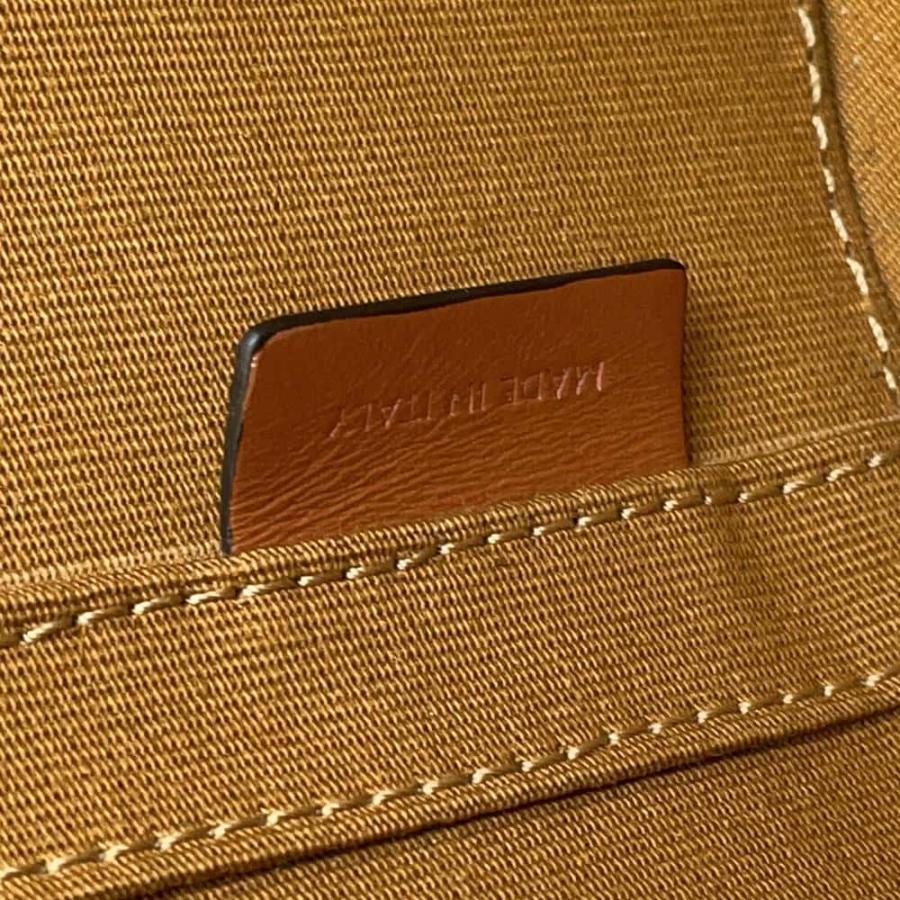 セリーヌ ショルダーバッグ トリオンフ タンブール バニティ レザー  