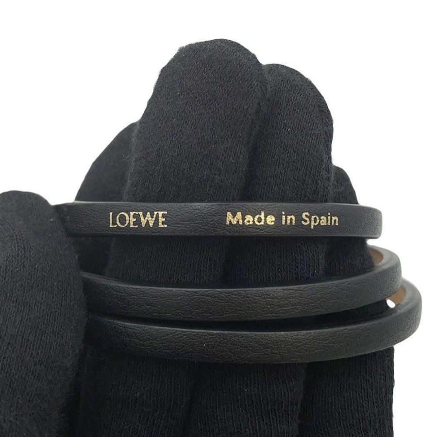 ロエベ バングル アナグラム ツイストバングル カーフレザー サイズM