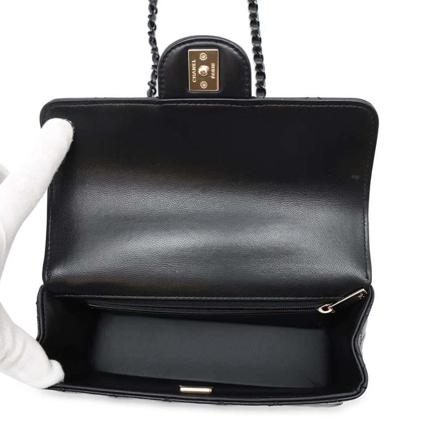 専用シャネル【正規品】レア　美品　2wayバッグ　ココロック　マトラッセ マトラッセ シャネル CHANEL ココマーク マトラッセ25 Wチェーン