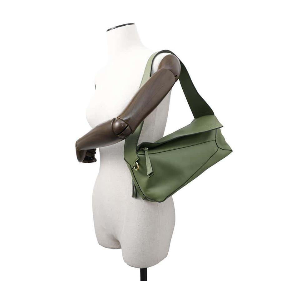 ロエベ ショルダーバッグ パズル ホーボー カーフレザー A510J67X01  