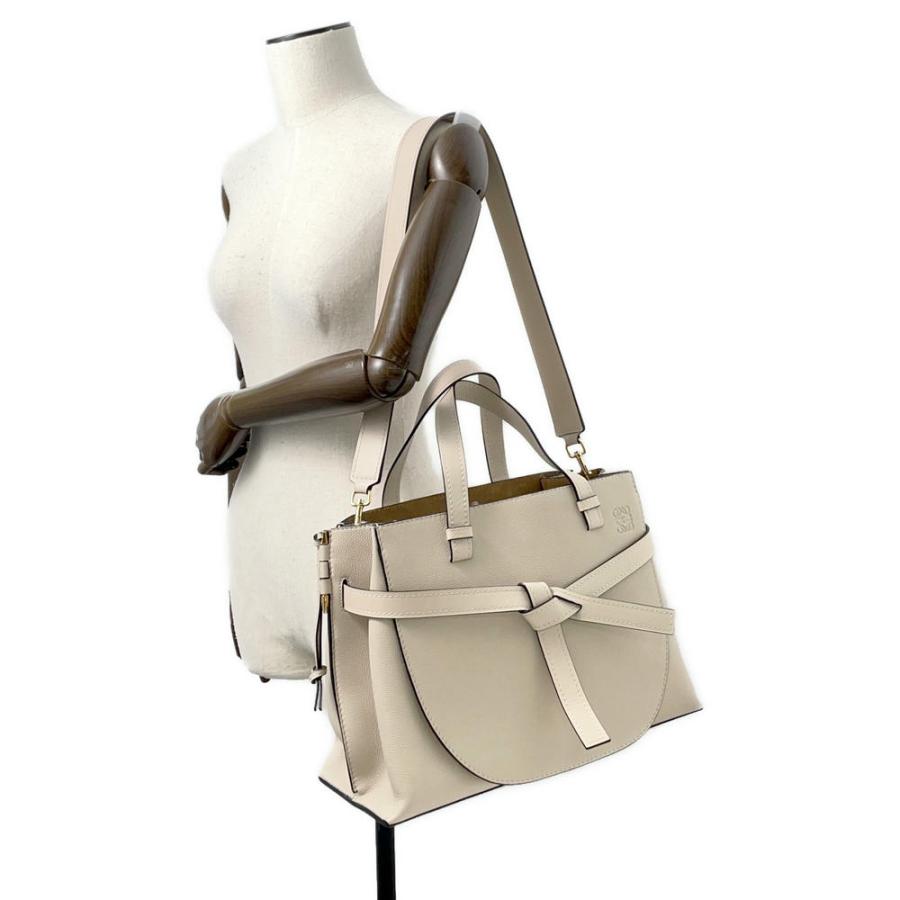 ロエベ LOEWE ゲートトップハンドル ハンドバッグ 321.12.U60 ロエベ トートバッグ ゲート トップハンドル レザー 321.12.U60 LOEWE