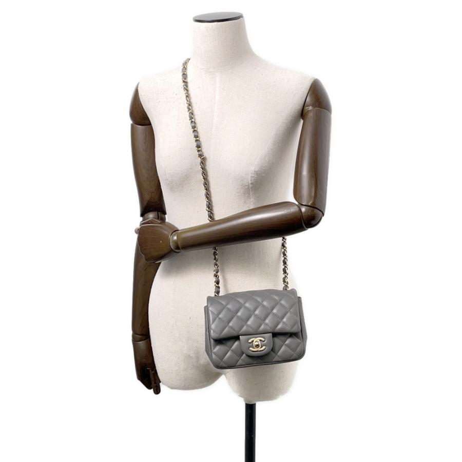 【最終価格】CHANEL 美品 シャネル ミニマトラッセ チェーンショルダーバッグ ラムスキン A35200 30番台シリアル レザー シルバー金具 ロゴ マトラッセ17 ポシェット クロスボディ ココマーク ABランク 鑑定済 中古 シャネルバッグ CHANEL（シャネル） マトラッセ ミニ チェーン ショルダーバッグ