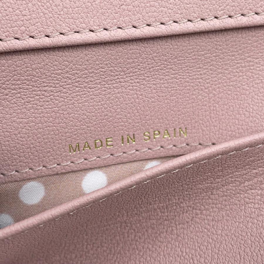 シャネル 三つ折り財布 マトラッセ ココマーク スモール フラップ