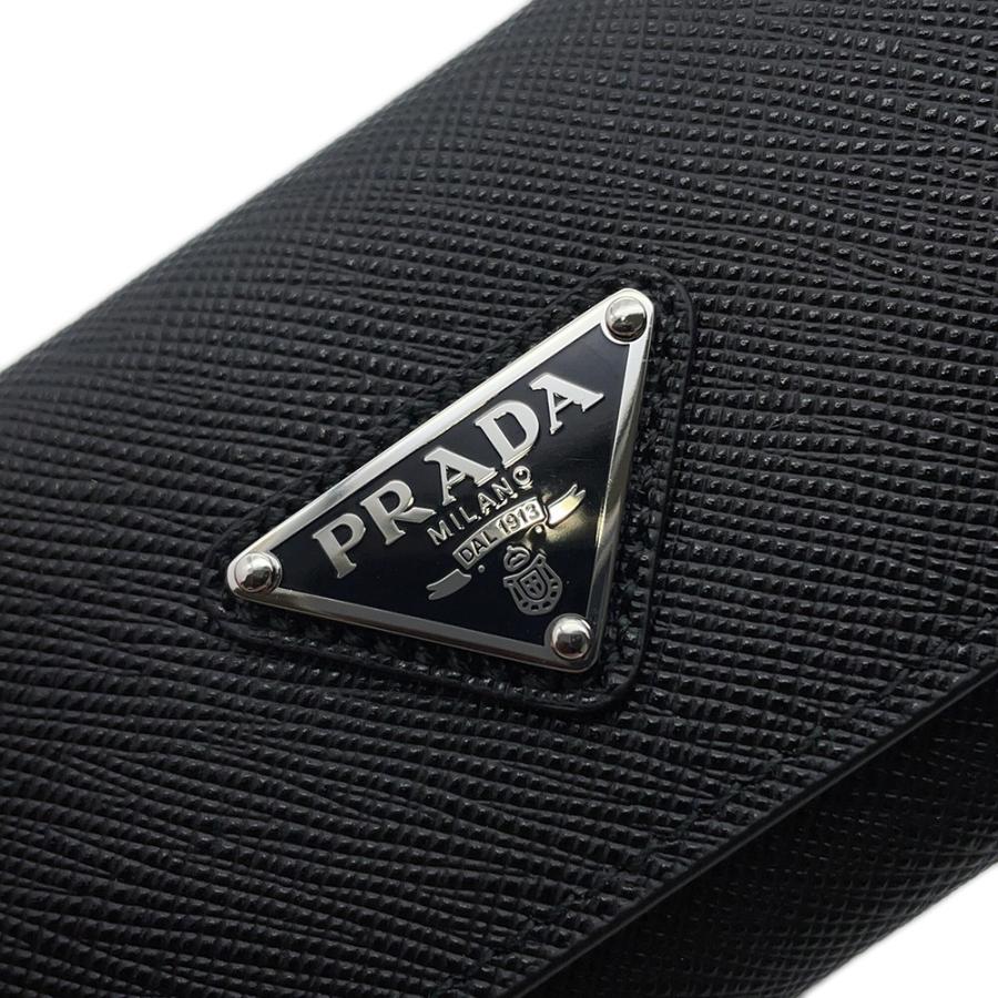 プラダ 4連キーケース 幾何学模様 サフィアーノ 1PG004 PRADA