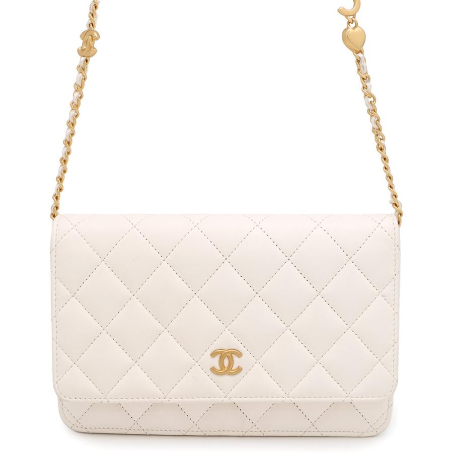 シャネル チェーンウォレット マトラッセ ココマーク ラムスキン  