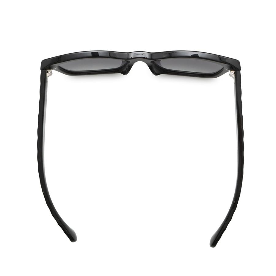 極美品 CHANEL アイウエア/サングラス ココマークポーチ セット 正規品 極美品 CHANEL アイウエア/サングラス ココマークポーチ セット 正規品