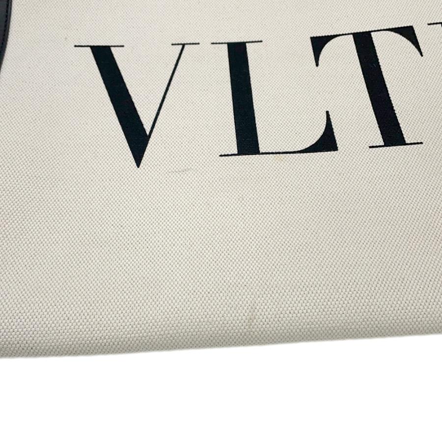 超美品 Valentino Garavani ヴァレンティノ ガラヴァーニ VLTN ロックスタッズ TW2B0D21FWB トートバッグ キャンバス レザー ナチュラル ショッピングバッグ【本物保証】 ヴァレンティノ・ガラヴァーニ トートバッグ VLTNロゴ ロックスタッズ