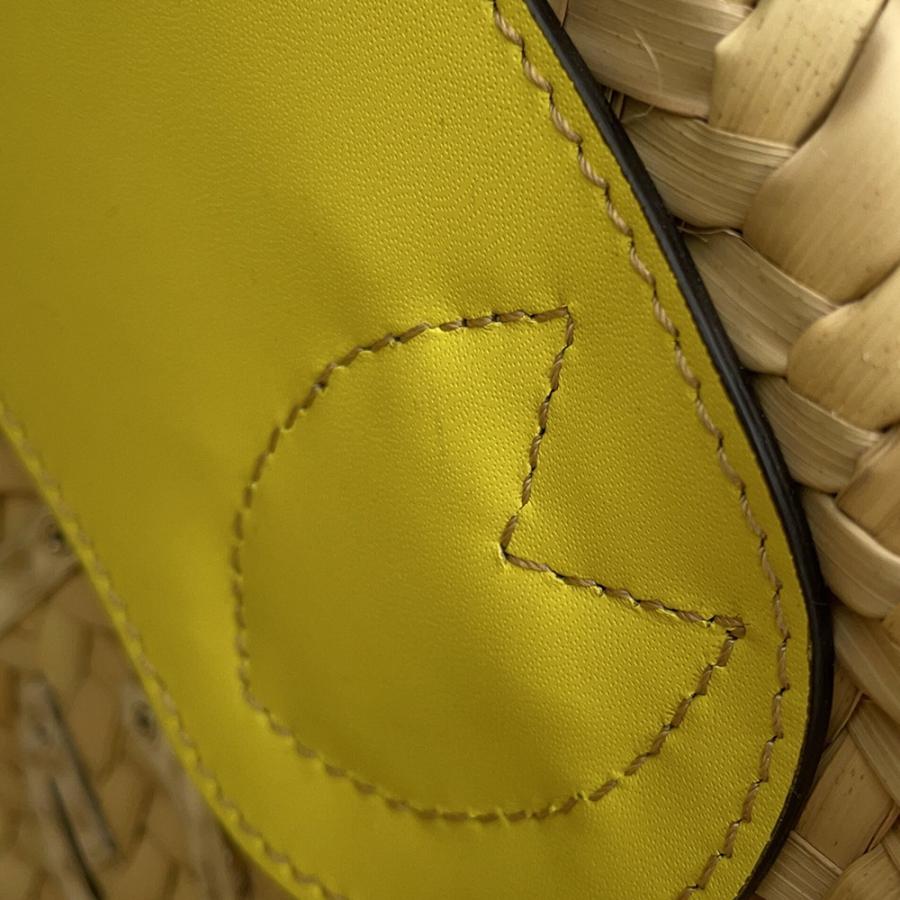 Gucci ストローかごバッグ バンブーハンドル 25SS 新作 グッチ