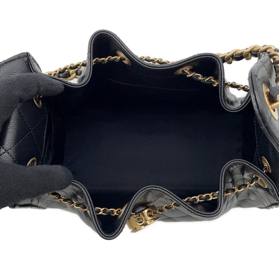 シャネル チェーンショルダーバッグ ココマーク マトラッセ CHANEL 25