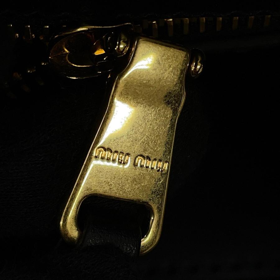 【半期決算セール開催中】 ミュウミュウ トートバッグ ホーボーバッグ レザー 5BC119 MIUMIU 黒_7