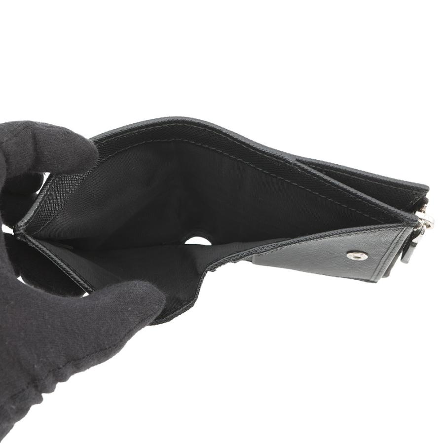 プラダ 二つ折り財布 Re-Nylon トライアングルロゴ コンパクト
