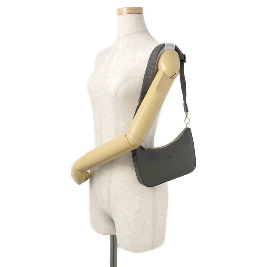 クリスチャン・ルブタン チェーンハンドバッグ ルビラ アクセサリー