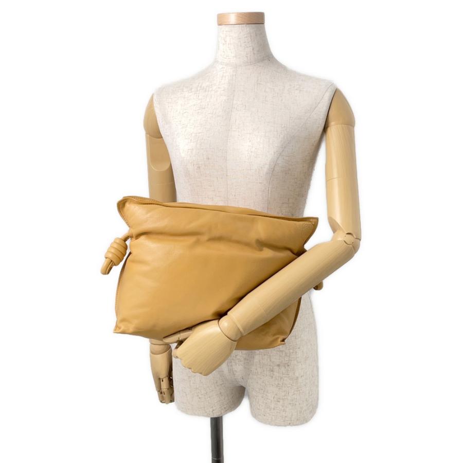 ロエベ ショルダーバッグ パファー フラメンコ クラッチ A411FC1X67 LOEWE 2wayクラッチバッグ ロエベ ショルダーバッグ パファー フラメンコ クラッチ A411FC1X67