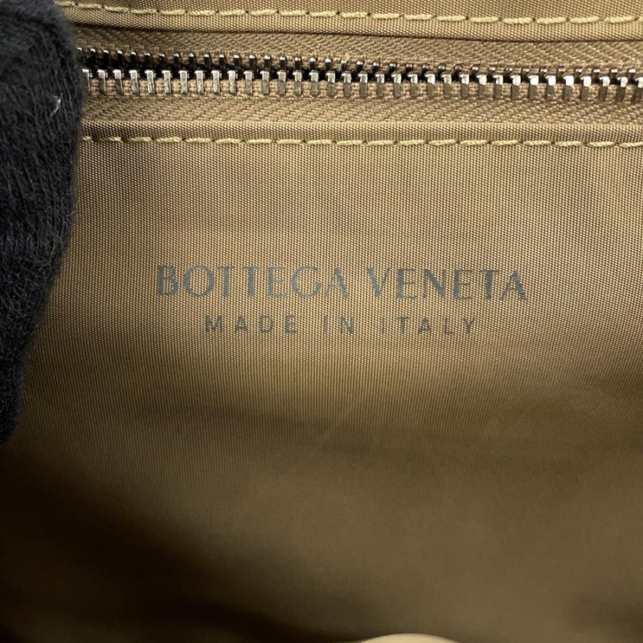 ボッテガヴェネタ ショルダーバッグ ラージ カセット ナイロン 743623 BOTTEGA VENETA 【安心保証】