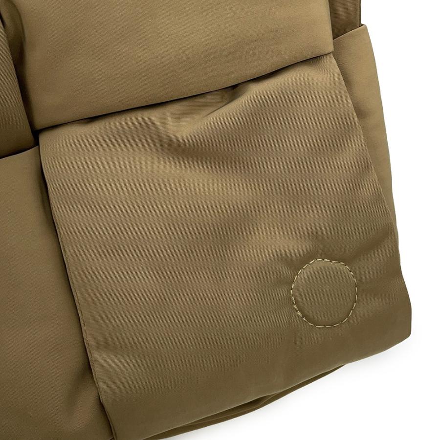 ボッテガヴェネタ ショルダーバッグ ラージ カセット ナイロン 743623 BOTTEGA VENETA 【安心保証】