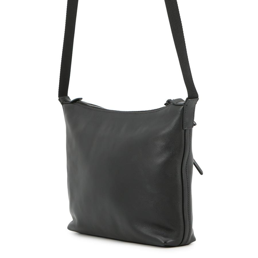 プラダ ショルダーバッグ トライアングルロゴ レザー 2VH078 PRADA 黒 プラダ ショルダーバッグ トライアングルロゴ レザー 2VH078 PRADA 黒