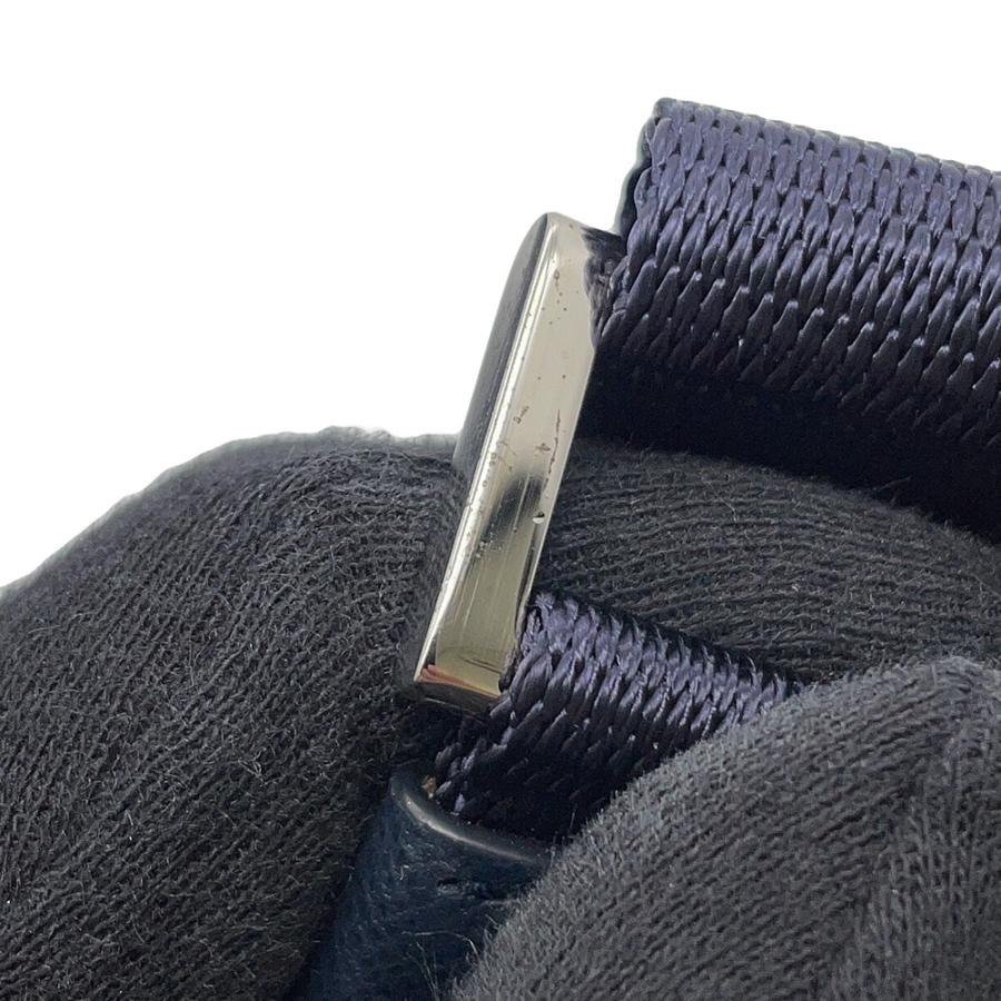 プラダ ショルダーバッグ メッセンジャーバッグ トライアングルロゴ ナイロン BT1738 PRADA 【安心保証】