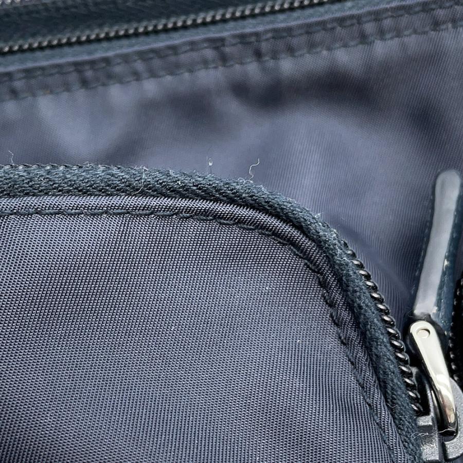 プラダ ショルダーバッグ メッセンジャーバッグ トライアングルロゴ ナイロン BT1738 PRADA 【安心保証】