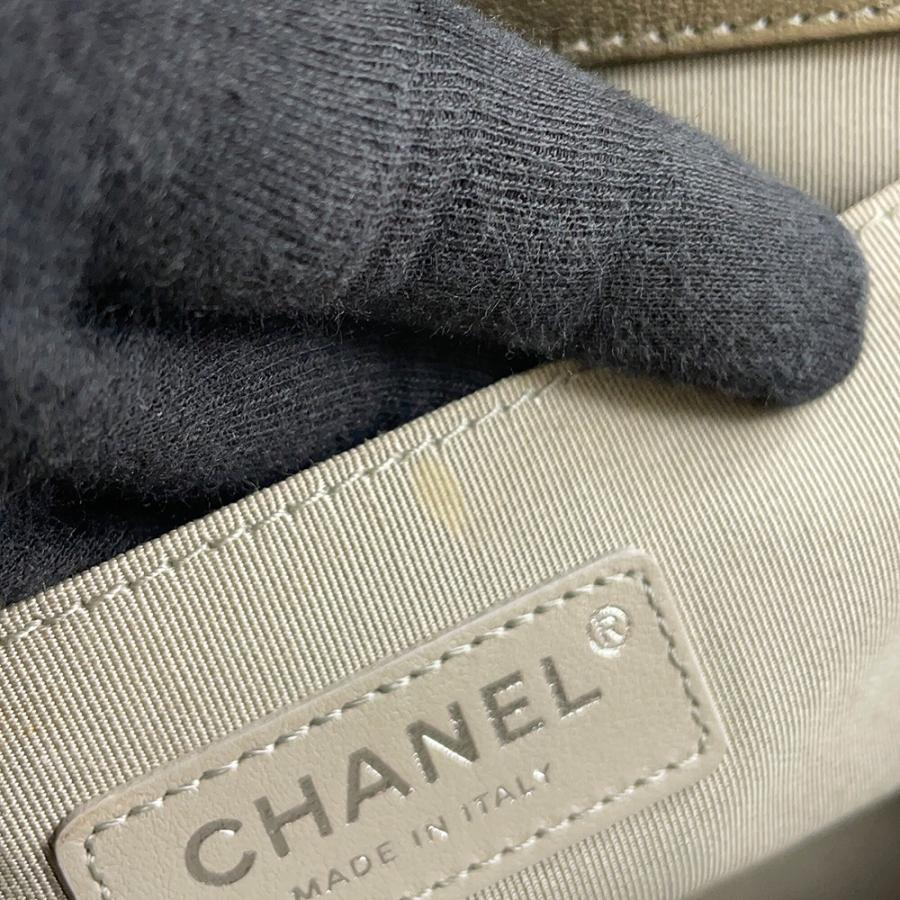 シャネル チェーンショルダーバッグ ボーイシャネル ヴィンテージカーフ A67086 CHANEL バッグ 【安心保証】_15