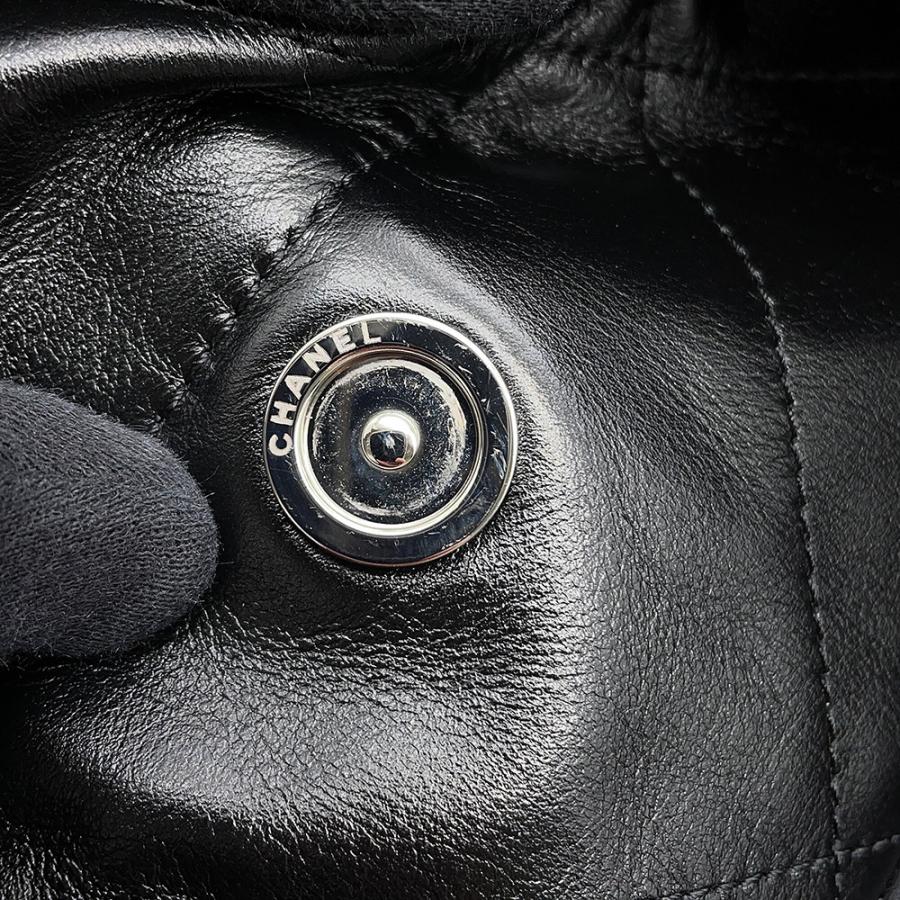シャネル チェーンショルダーバッグ CHANEL 22 マトラッセ スモール シャイニーカーフレザー AS3261 ポーチ付き 黒 シャネル チェーンショルダーバッグ CHANEL 22 マトラッセ スモール