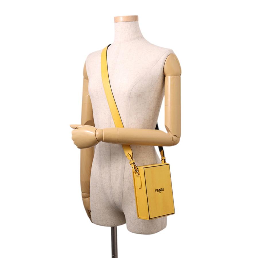 フェンディ ショルダーバッグ 縦型ボックス レザー 7VA519 FENDI