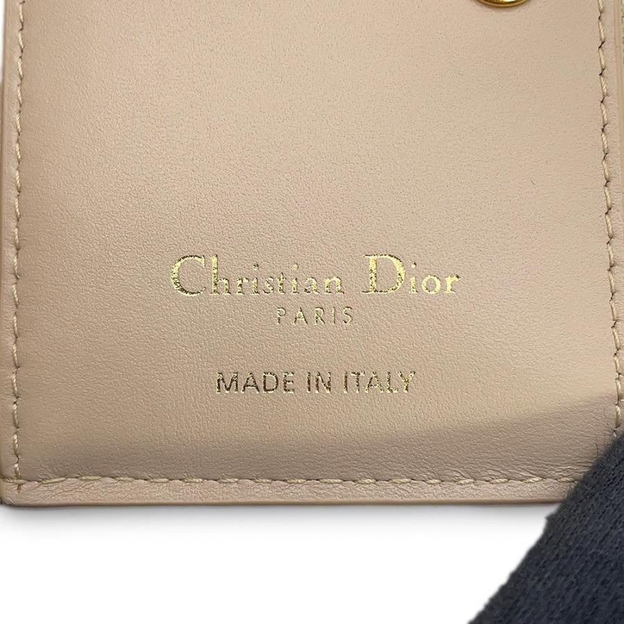 クリスチャン・ディオール 二つ折り財布 カナージュ ジョリー ダリア