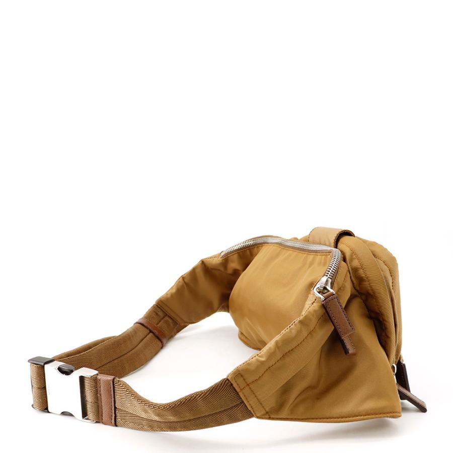 プラダ ボディバッグ トライアングルロゴ ナイロン VA0056 PRADA
