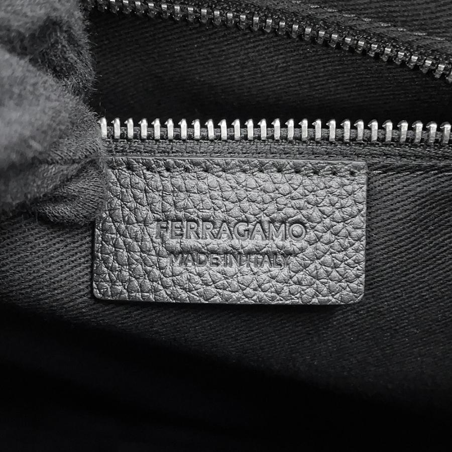 サルヴァトーレ・フェラガモ クラッチバッグ レザー 241285 Ferragamo