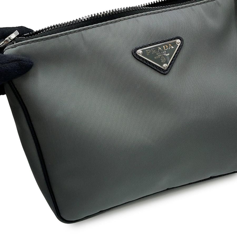 プラダ ショルダーバッグ トライアングルロゴ バイカラー ナイロン レザー 2VH113 PRADA プラダ ショルダーバッグ トライアングルロゴ バイカラー ナイロン