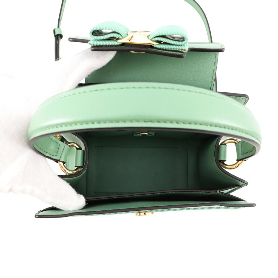 フェラガモ ショルダーバッグ ヴァラリボン レザー 21I282 Ferragamo
