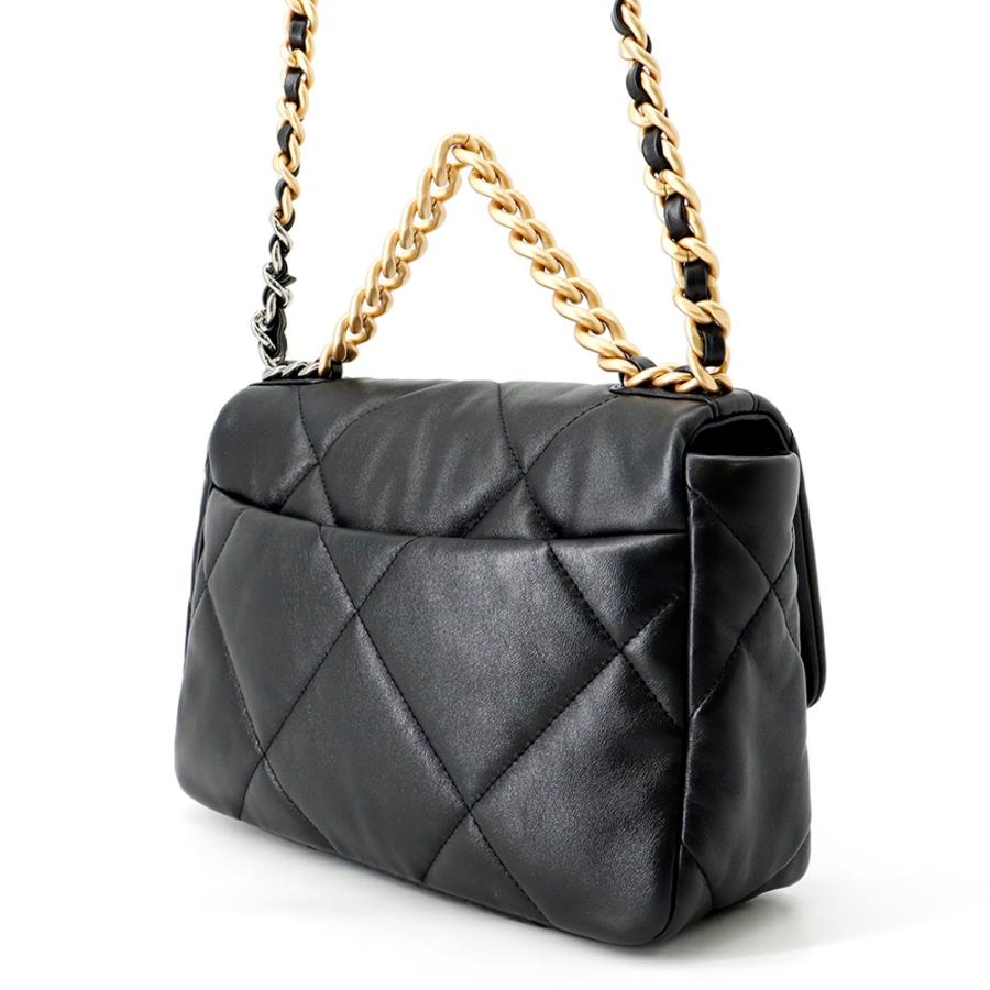 シャネル チェーンショルダーバッグ CHANEL19 マトラッセ ココマーク 