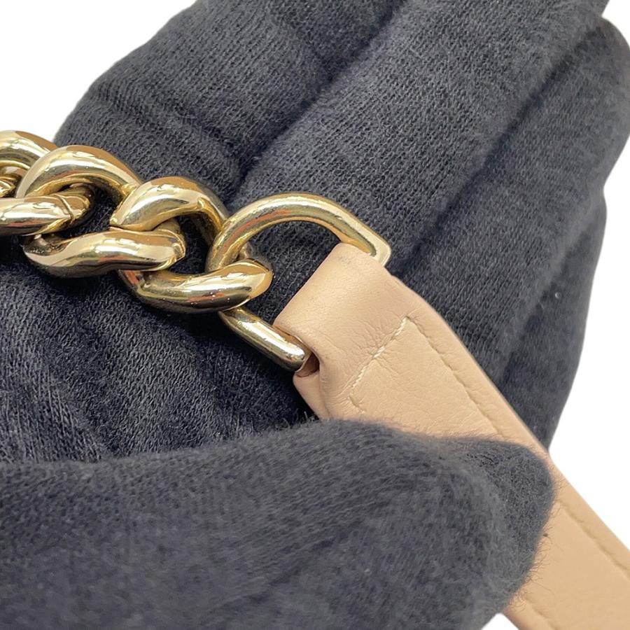 シャネル チェーンショルダーバッグ マトラッセ カーフレザー CHANEL