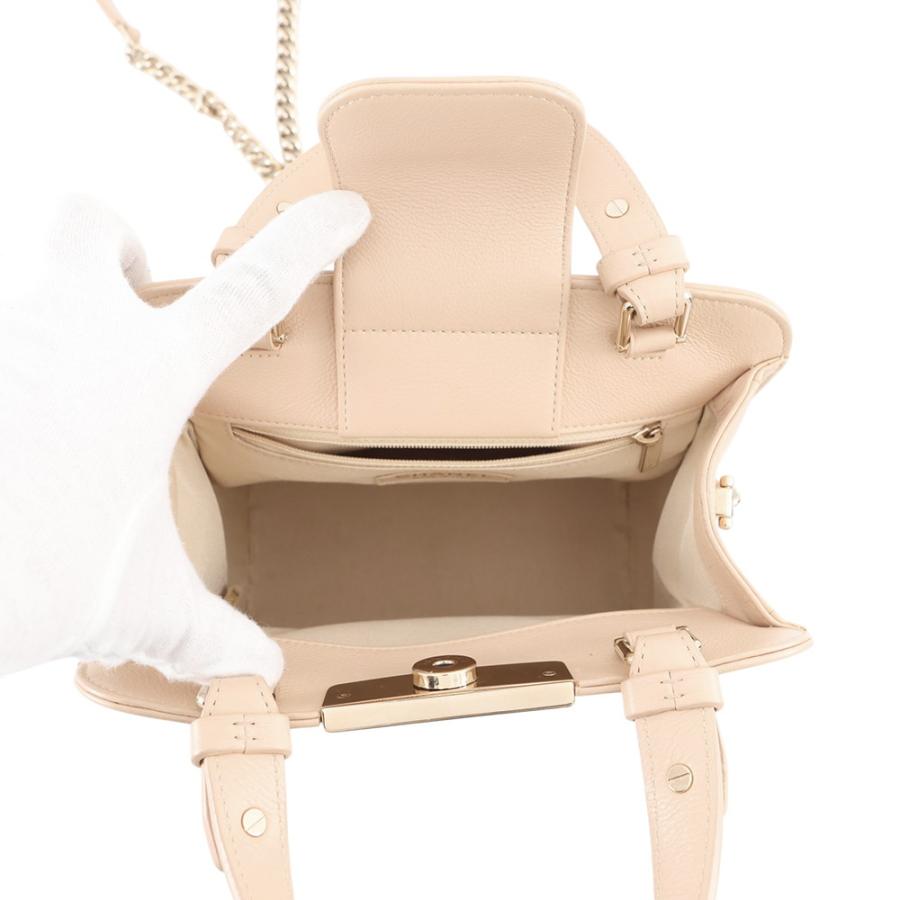 シャネル チェーンショルダーバッグ マトラッセ カーフレザー CHANEL