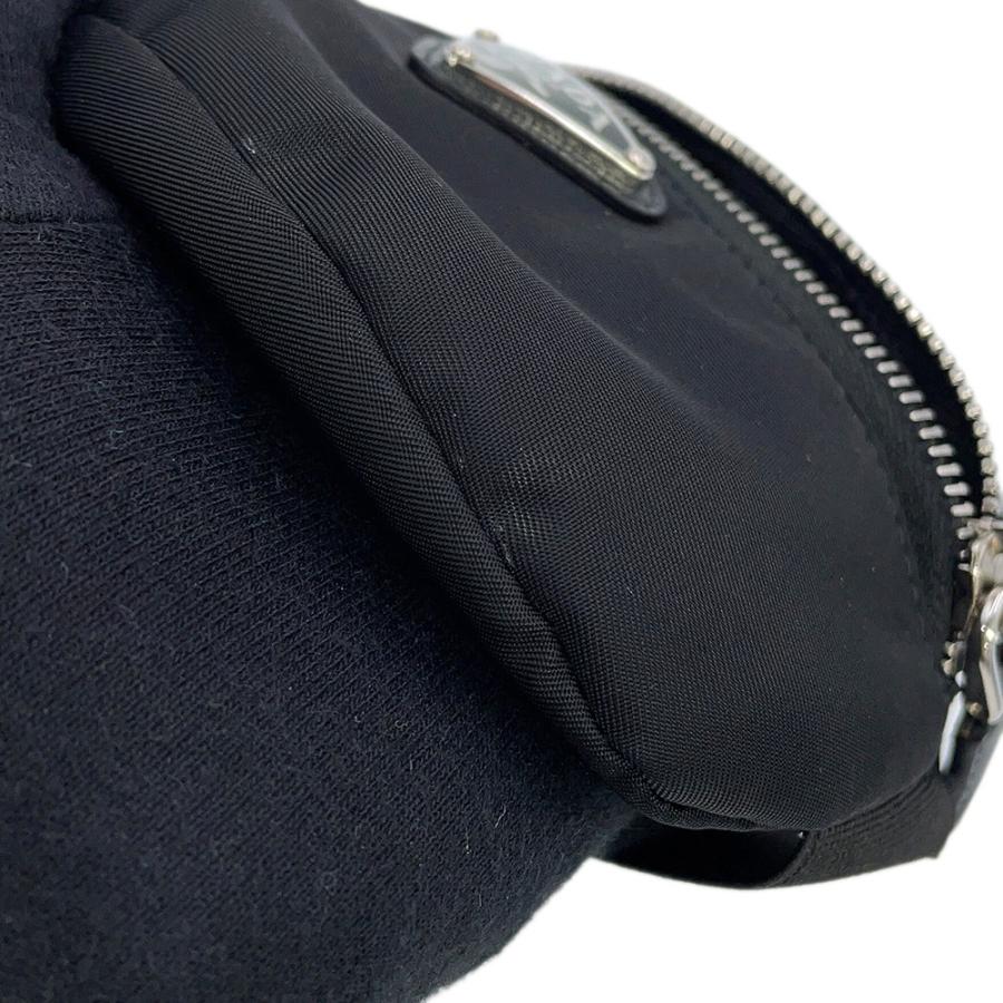プラダ ポーチ Re-Nylon トライアングルロゴ リストバンドポーチ