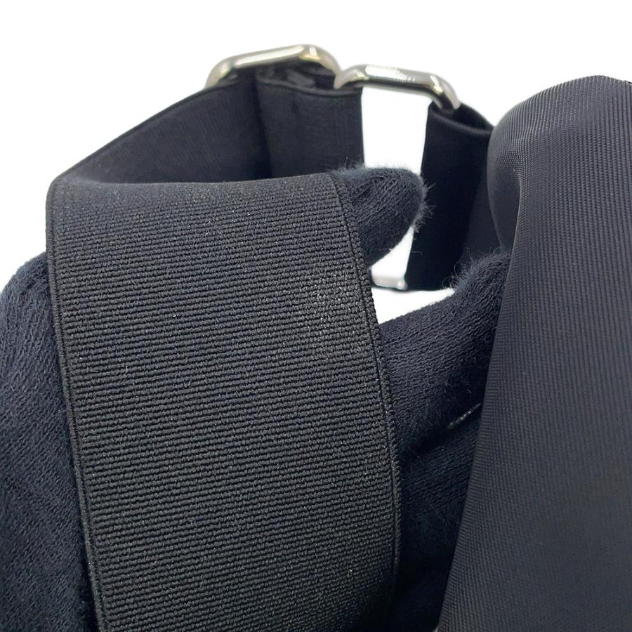 プラダ ポーチ Re-Nylon トライアングルロゴ リストバンドポーチ