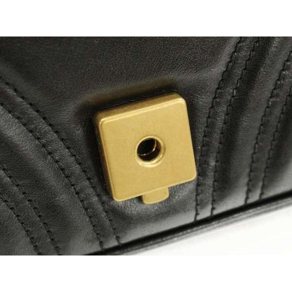 GUCCI（グッチ） チェーンショルダーバッグ GGマーモント キルティング