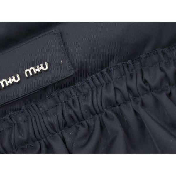 miu miu（ミュウミュウ） ダウンジャケット フリル ペプラム ナイロン