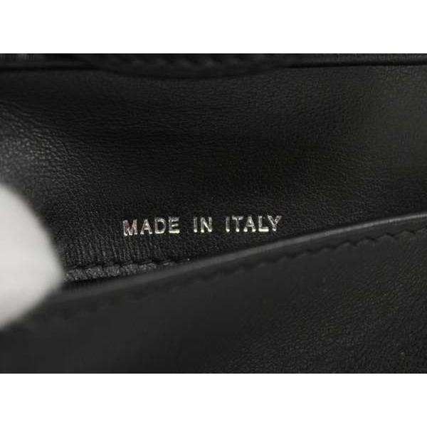 美品♡ シャネル マトラッセ シェブロン 2.55 三つ折り財布 正規品 CHANEL（シャネル） 三つ折り財布 2.55 シェブロン Vステッチ
