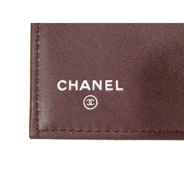 CHANEL☆鑑定済☆ラムスキン Vステッチ シェブロン ココマーク3つ折り財布 CHANEL（シャネル） 財布 シェブロン Vステッチ キャビアスキン ココ