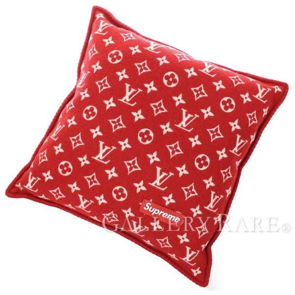 ルイ・ヴィトン×スプリーム クッション　一個です LOUIS VUITTON（ルイ・ヴィトン） クッション シュプリーム コラボ