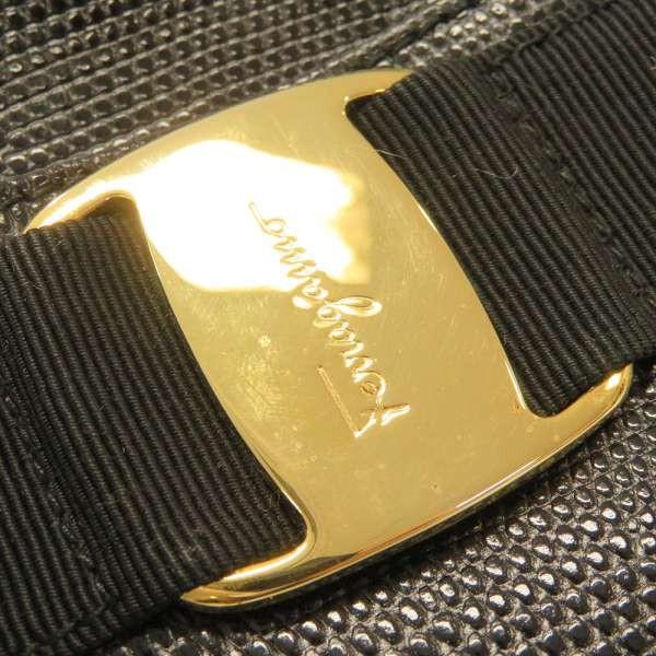 FERRAGAMO（フェラガモ） サルヴァトーレ ショルダーバッグ ヴァラ